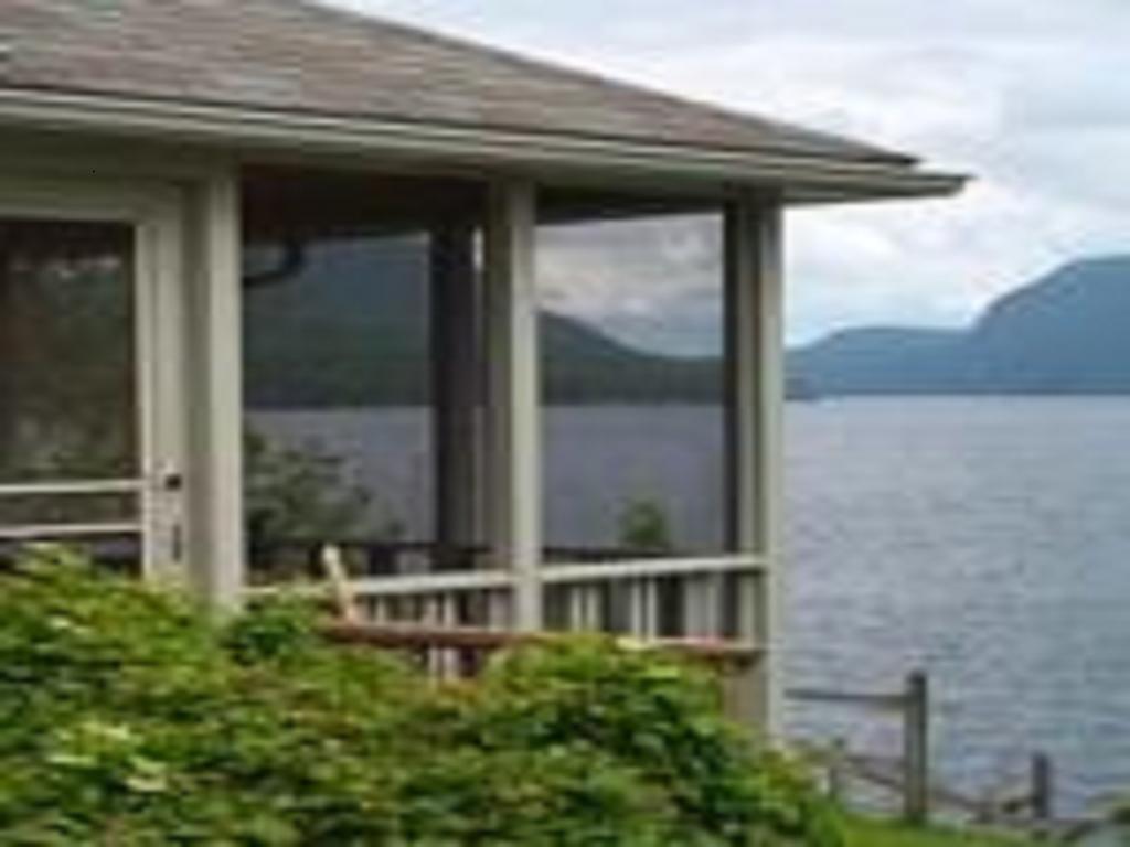 Willoughvale Inn Westmore Newport 外观 照片