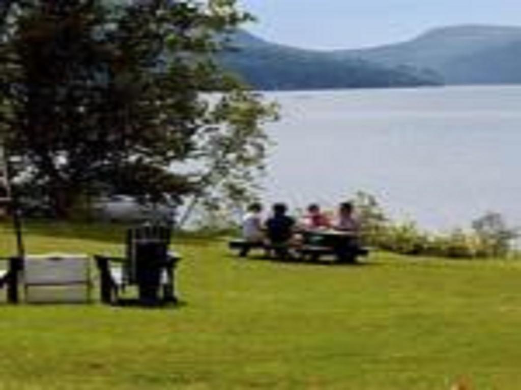 Willoughvale Inn Westmore Newport 外观 照片